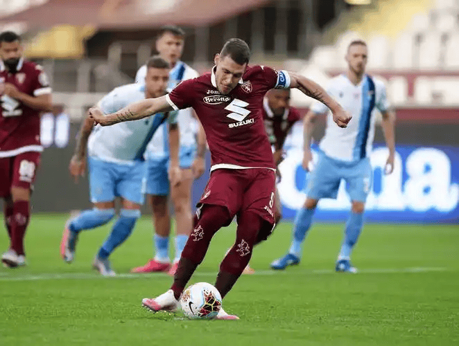 包含转会期体能课后，波尔图状态回暖备战意大利杯，悬念犹存，控场能力受关注的词条-英雄联盟S15全球赛